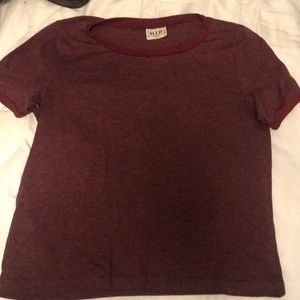 maroon t-shirt size M